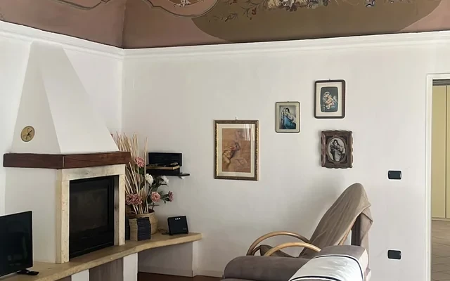 Apartment in Via Liberta, Casalzuigno for 155 m² with 1 bedrooms 1