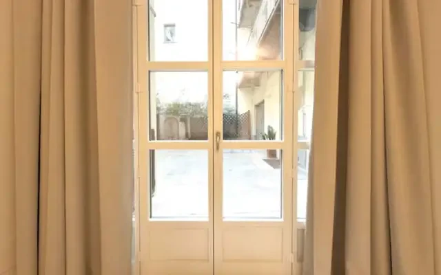 studio near Piazza Vittorio Veneto 1