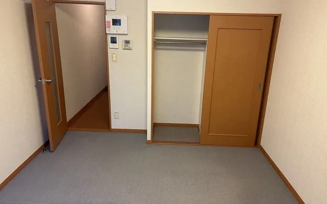 レオパレス末広タウニー - 桶川市の学生向け宿泊施設 - 202号房间(带独立厨房)