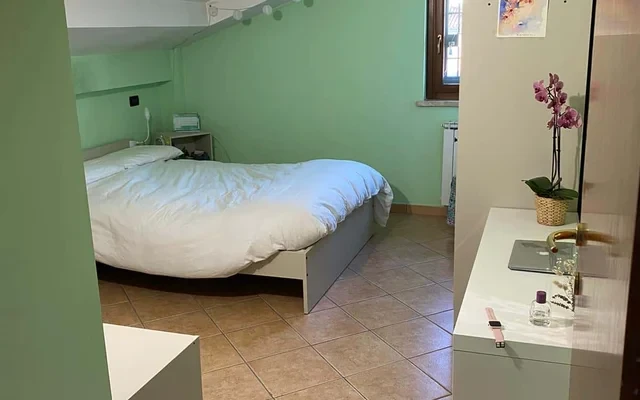 Ampio appartamento bilivello in Via Pachino a Roma 3