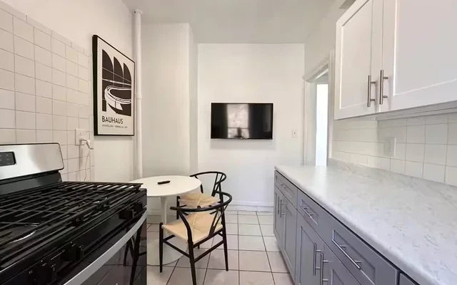 33 Lenox Road, Brooklyn 3