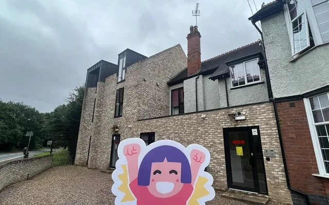Broad Lane House 0