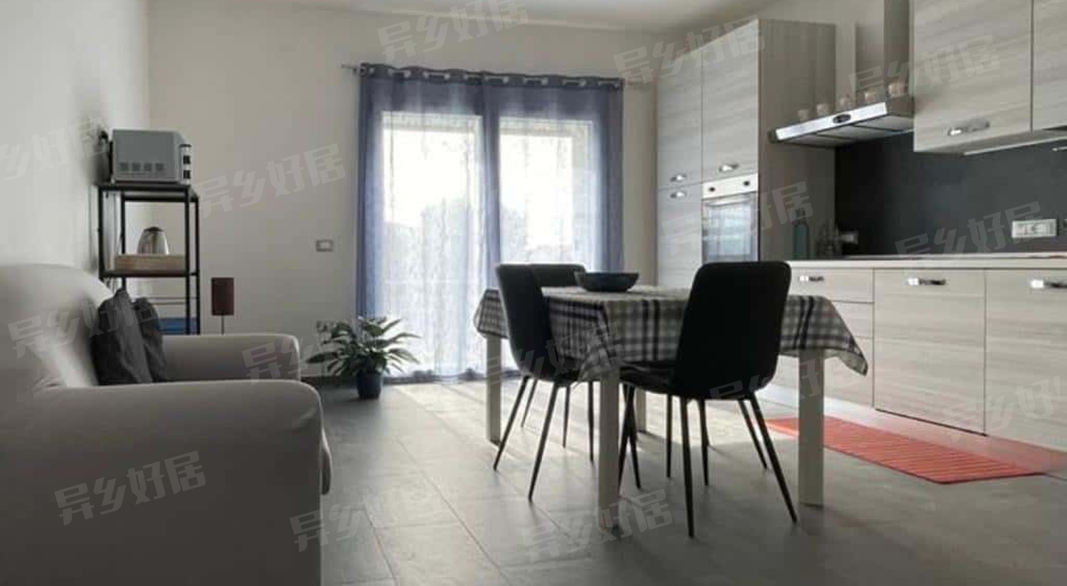 Apartment in Via Su Muru Nou, Tortoli for 75 m² with 2 bedrooms