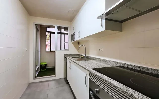 Piso de 4 habitaciones en Benimaclet 1