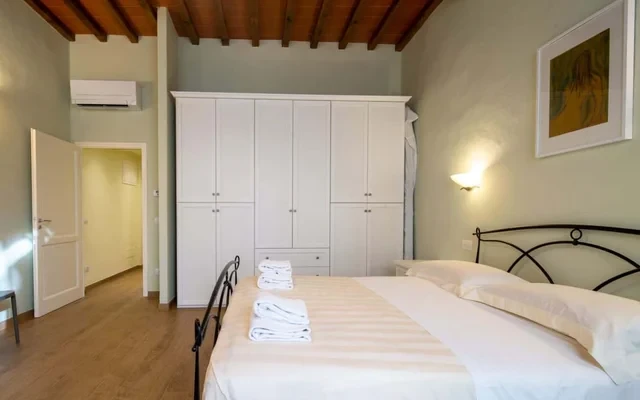 Santo Spirito Bright Flat 1