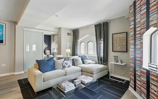 Randolph Tower City Apartments - Chicago student accommodation