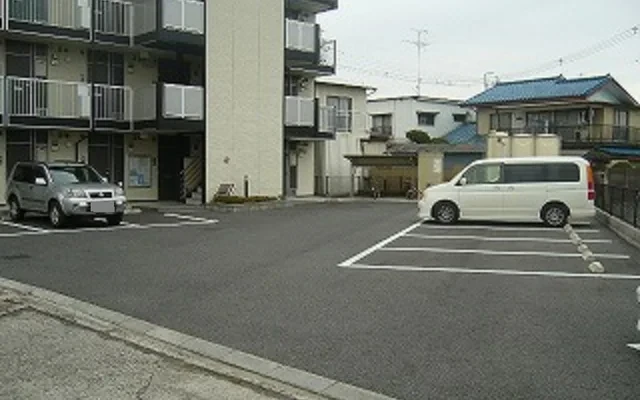 レオパレスさざなみ 3