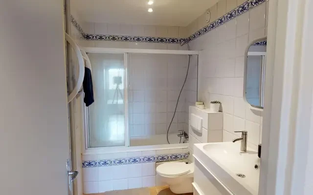 1 Square Henri Regnault, 92400 3