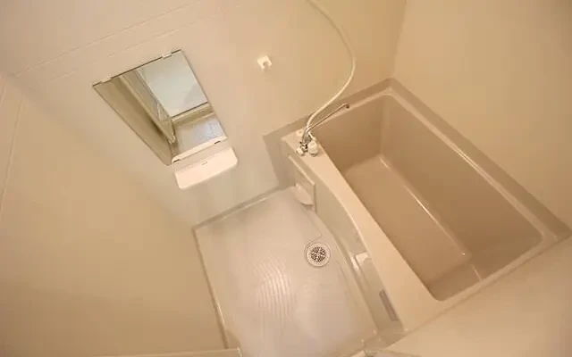 Entrance Life Takaragaike 202 2