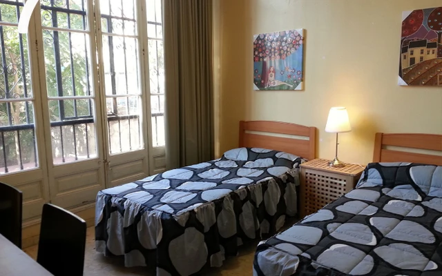 Residencia San Marius on Gran de Gracia St 0