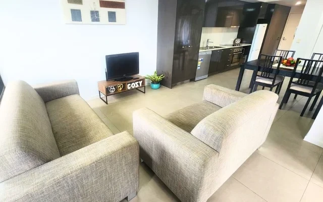 Lenneberg Street - chỗ ở sinh viên tại Bãi biển Vàng - Private Room with Own Bathroom