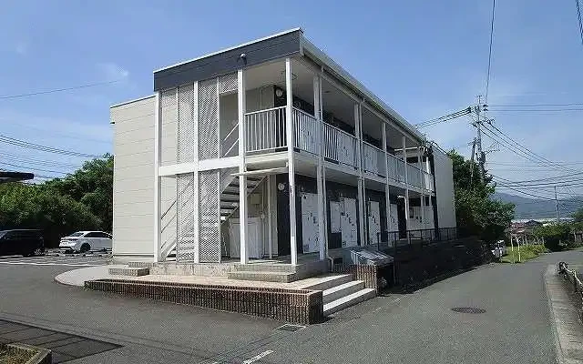 レオパレスデラシネ 4