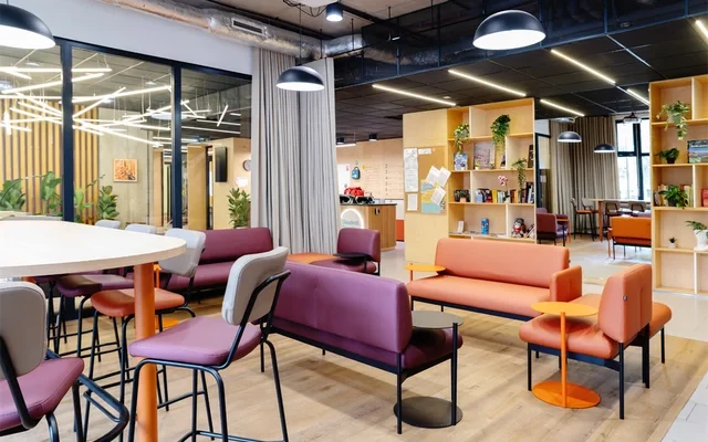 Student Depot Warszawa Suwak 2