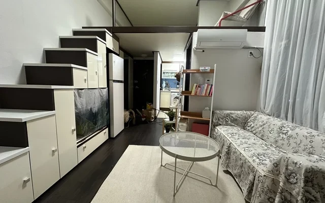 Cozy Loft near Hongdae & Yeonnam – 1min to Gajwa Statio 1