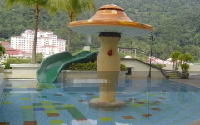 University Place ( Plaza Ivory) 2