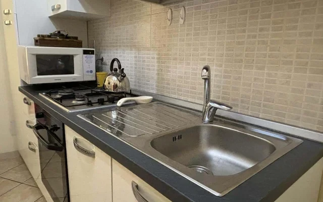 Apartment in Via Girolamo Benzoni, Roma for 35 m² with 1 bedroom 4