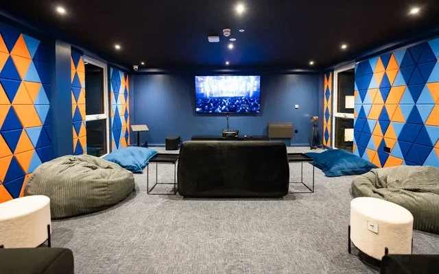 UL-Urban Hub 4
