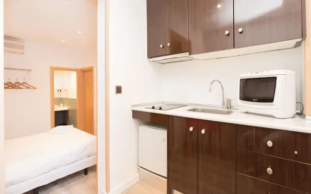 studio in Gothic Quarter 1