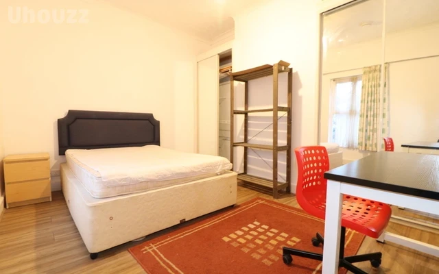 Entire Place·3B3B···78 Winchester Street 1