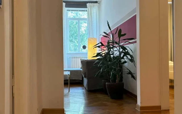 Flat Belpoggio 13 1