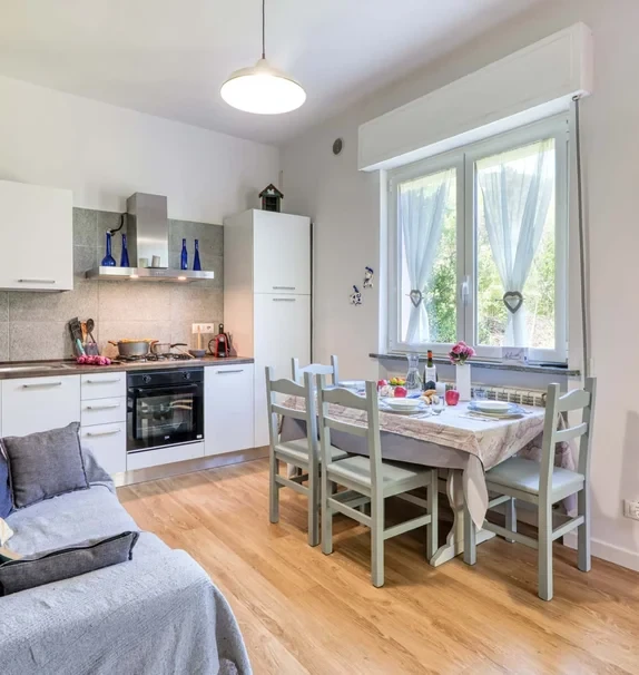 VP - Sea Garden - B4 with parking