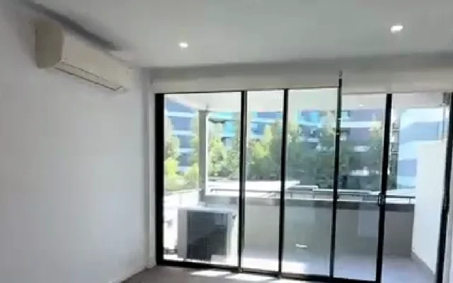 16 Lomandra Drive 1