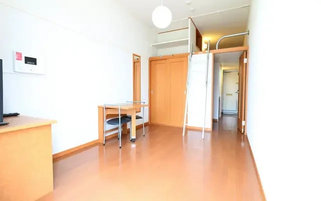 レオパレス円町 - Kyoto student accommodation - 101号房间(带独立厨房)