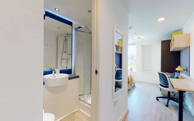 Eleanor Rosa House - London student accommodation - Large Single
