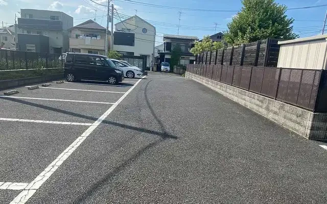 レオネクストアゼリアコート 2