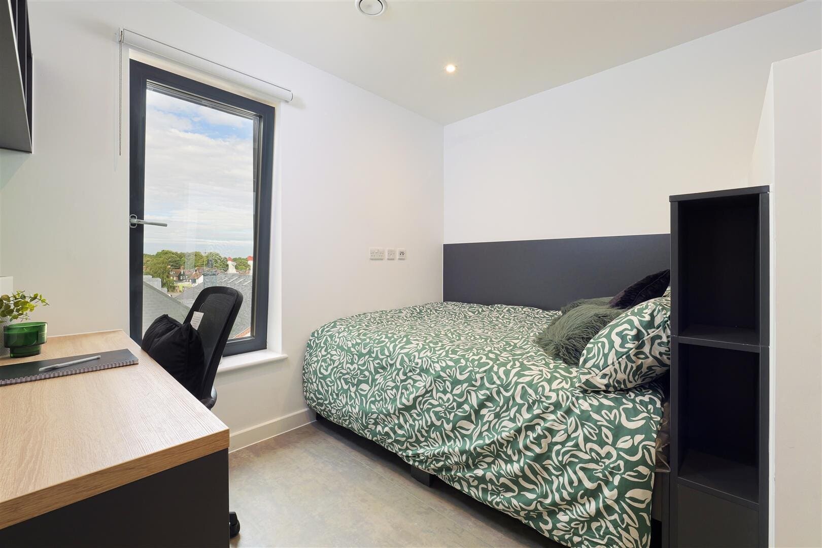 Bedford - Studio Style L02