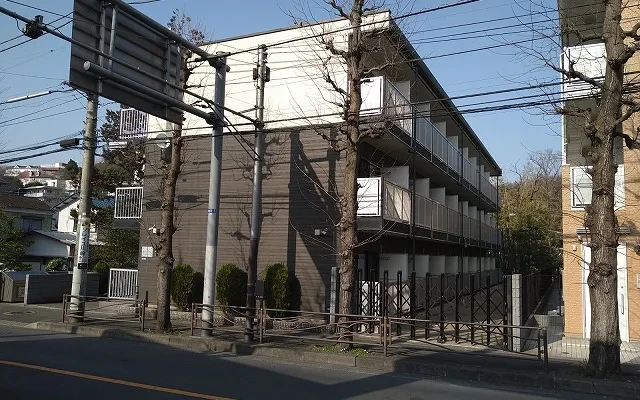 ホワイトヒルズ西生田 3