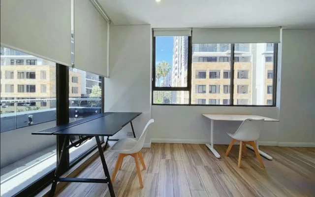 10 Galloway St 4