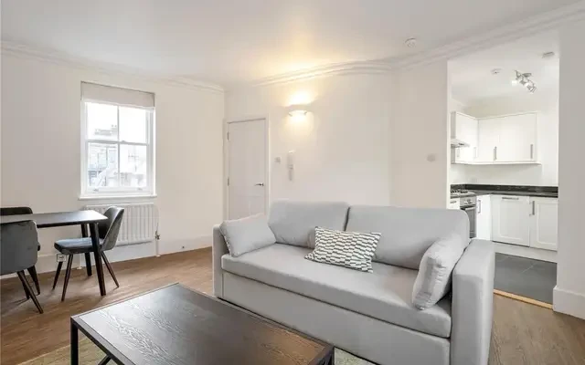 LH-New Oxford Street 0