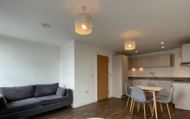 HL-Lincoln Apartments 0
