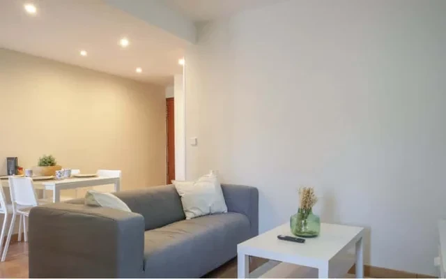 Calle Sepulveda, 74 0