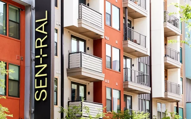 Sentral East Austin 1630 0