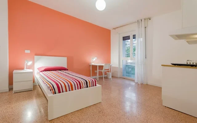 Via Giussani 22 0