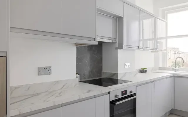 Argyll Mansions, Kings Road, London, SW3 5ER 2