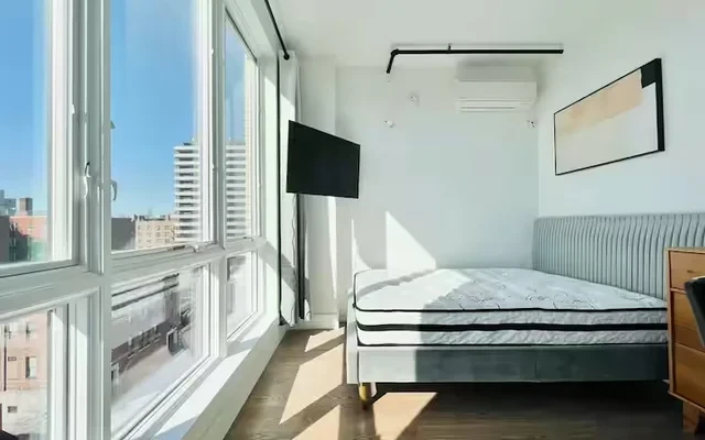 1365 Nostrand Avenue, Brooklyn 4