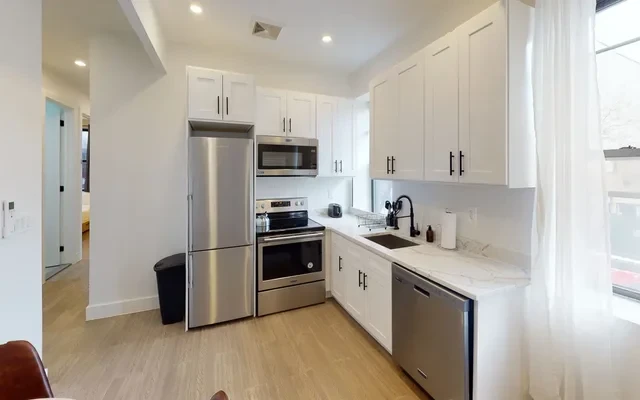 Clinton Hill#1109 4