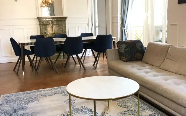 PARIS 7e·110m²·F5·Appartement·With furniture 0