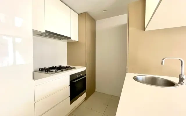 Apartment @ 33 MacKenzie Street 3
