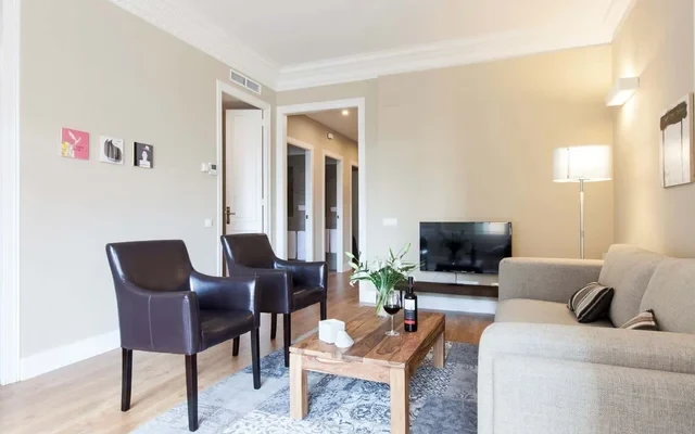 Apartamento en Calle Diputacion 3