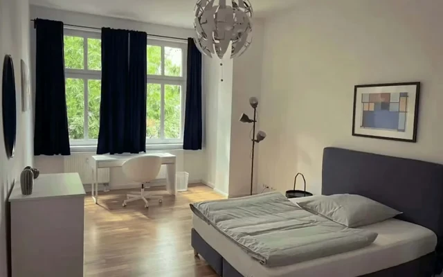 Revaler Strasse 3