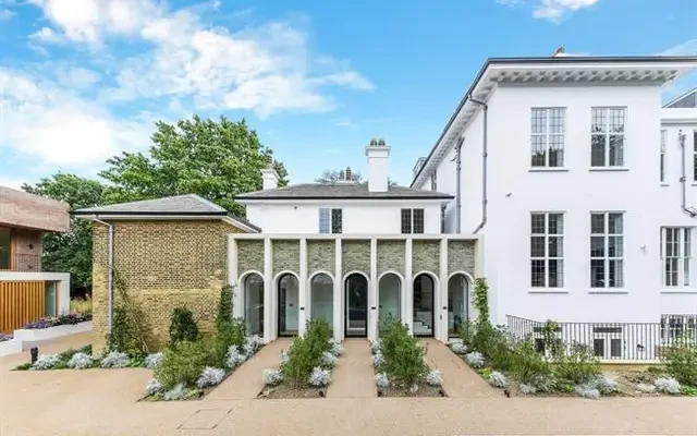 Sydenham Hill, London, SE26 6TH 0
