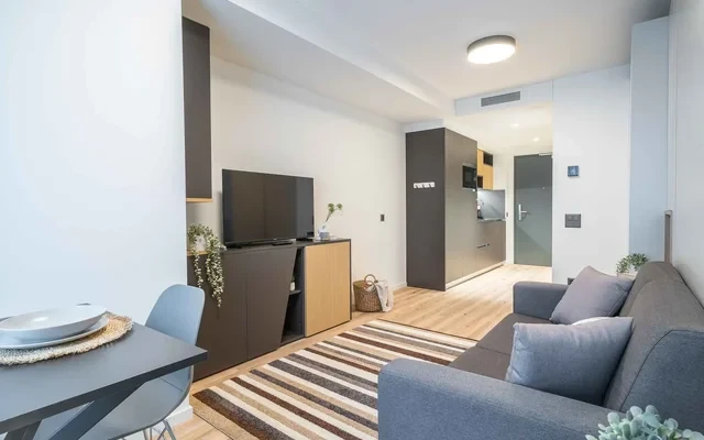 City Pop Basel Clara 4