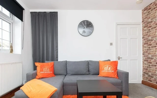 Athena Apartment - The Wisdom of Town 2