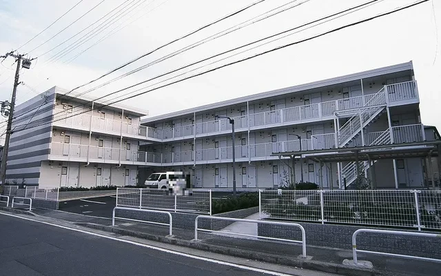 レオパレスフォレスト錦 0