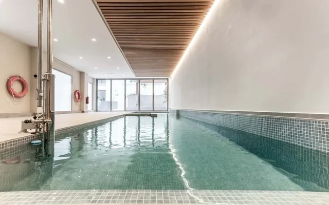 Lusciano - 2 bedrooms, pool and gym in Almagro 0