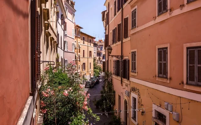 Apartment in Vicolo del Bologna, Roma for 35 m² 2